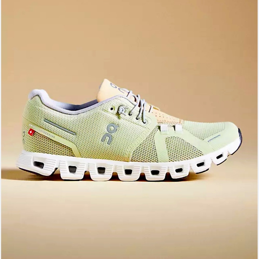 ON CLOUD 5 SNEAKERS